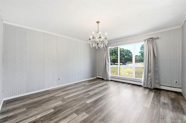 43 Margin Drive W, Shirley, NY 11967