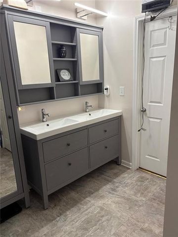 210 Woodcliff Court, Fairburn, GA 30213