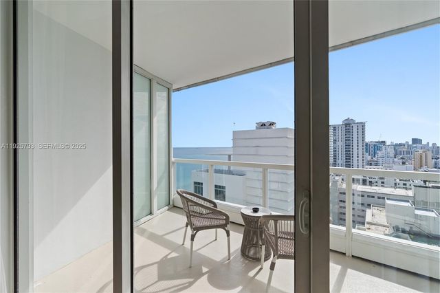 4391 Collins Ave 1814, Miami Beach, FL 33140