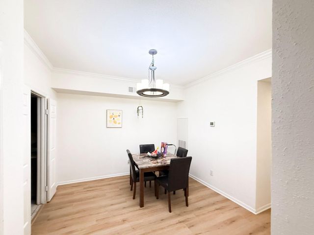 2255 Braeswood Park Drive 117, Houston, TX 77030