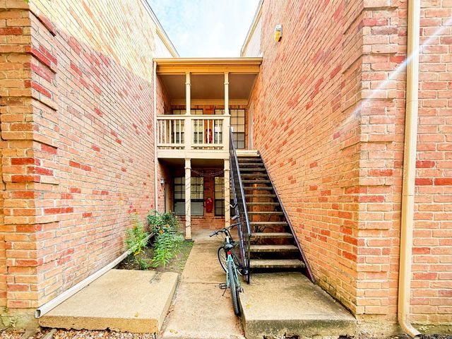 2255 Braeswood Park Drive 117, Houston, TX 77030