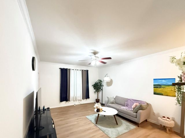 2255 Braeswood Park Drive 117, Houston, TX 77030