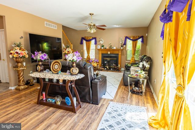 3 MACKENZIE CT, Sewell, NJ 08080