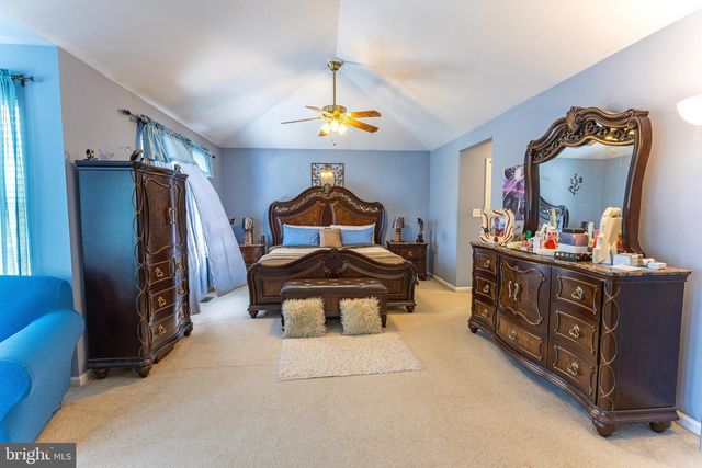 3 MACKENZIE CT, Sewell, NJ 08080