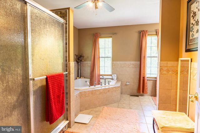 3 MACKENZIE CT, Sewell, NJ 08080