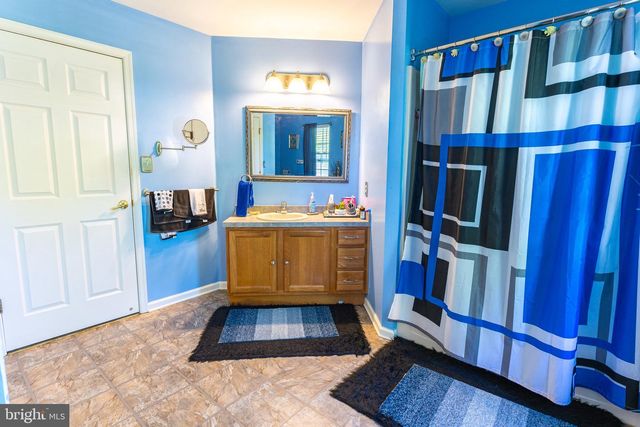 3 MACKENZIE CT, Sewell, NJ 08080