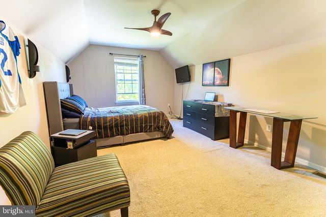 3 MACKENZIE CT, Sewell, NJ 08080
