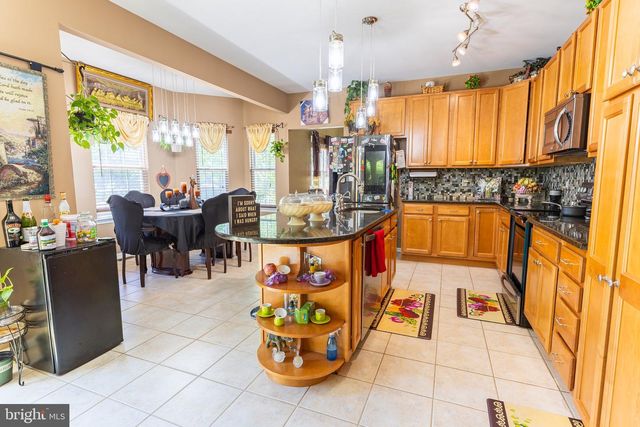 3 MACKENZIE CT, Sewell, NJ 08080