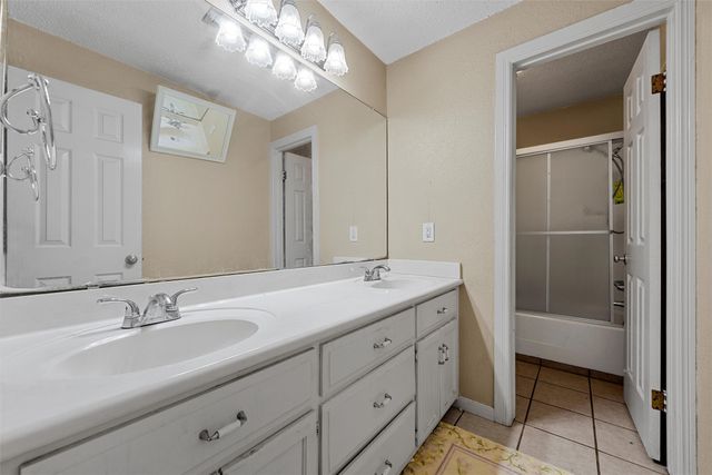 712 Cedar Ridge Drive, China Spring, TX 76633