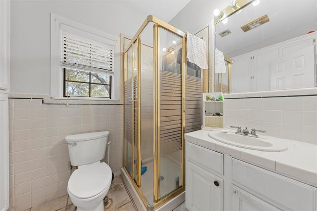 712 Cedar Ridge Drive, China Spring, TX 76633