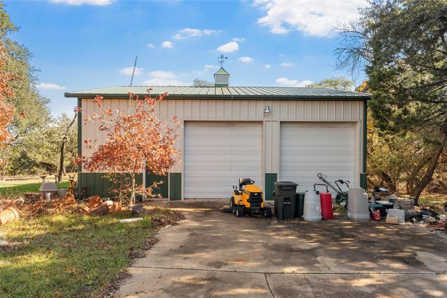 712 Cedar Ridge Drive, China Spring, TX 76633