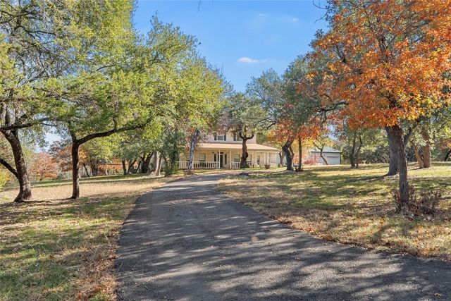 712 Cedar Ridge Drive, China Spring, TX 76633