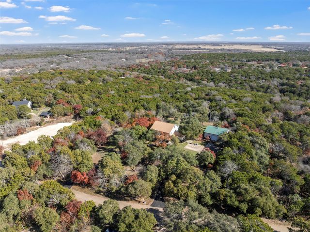 712 Cedar Ridge Drive, China Spring, TX 76633