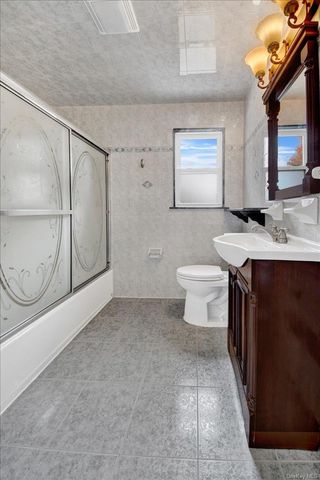 169 Old Mamaroneck Road, White Plains, NY 10605