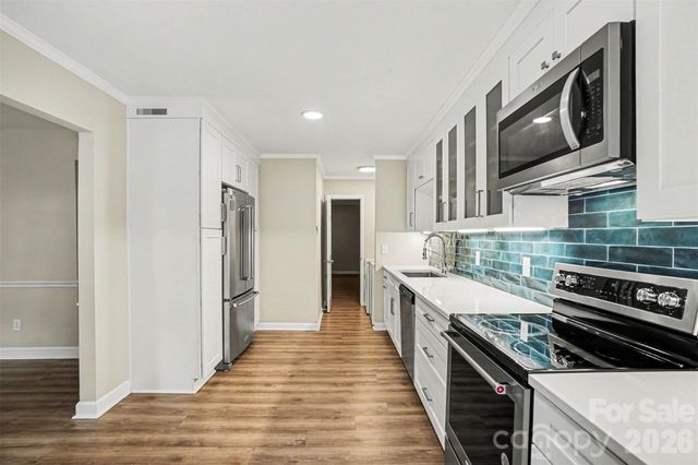 6617 Bunker Hill Circle, Charlotte, NC 28210
