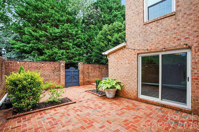 6617 Bunker Hill Circle, Charlotte, NC 28210