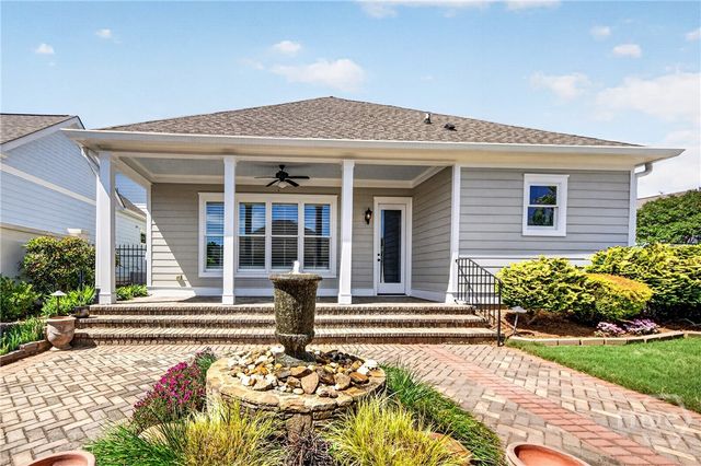 3855 Greenleffe Drive, Statham, GA 30666