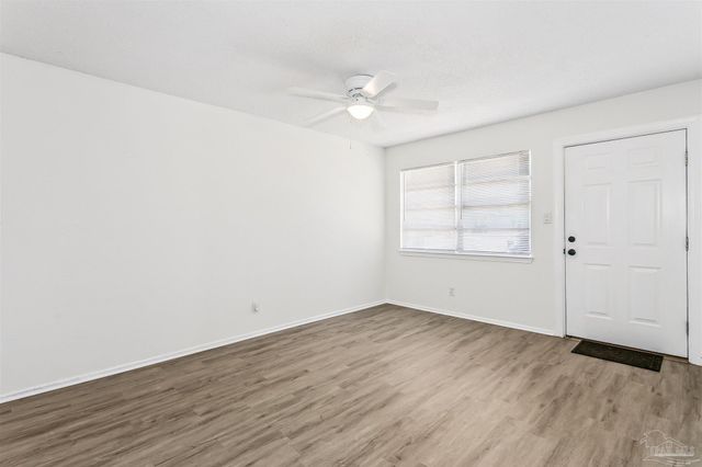 833 W Michigan Ave, Pensacola, FL 32505