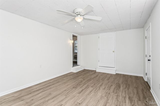 833 W Michigan Ave, Pensacola, FL 32505