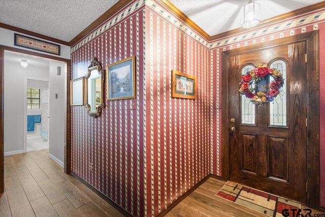 13804 Birchwood Cir, Lindale, TX 75771