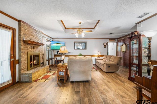 13804 Birchwood Cir, Lindale, TX 75771