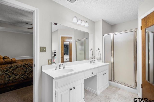 13804 Birchwood Cir, Lindale, TX 75771