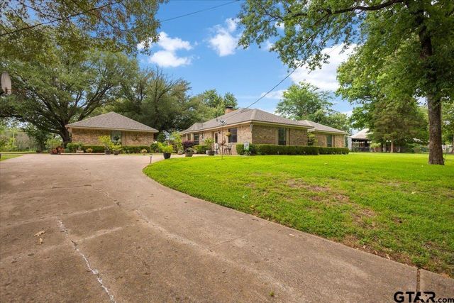 13804 Birchwood Cir, Lindale, TX 75771
