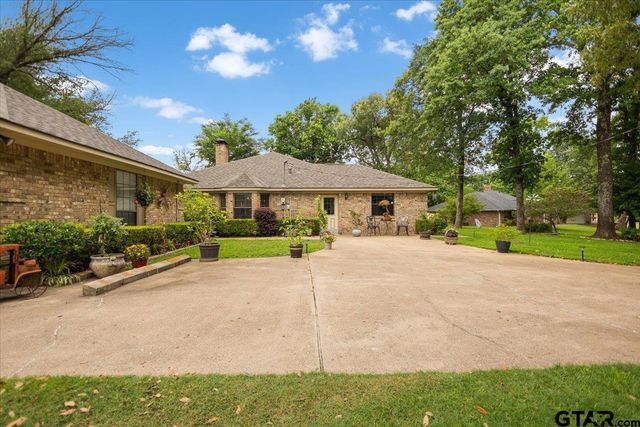 13804 Birchwood Cir, Lindale, TX 75771