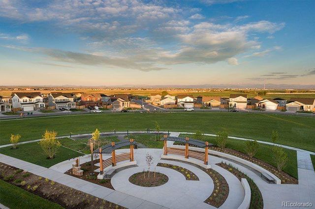 28405 E 4th Avenue, Watkins, CO 80137