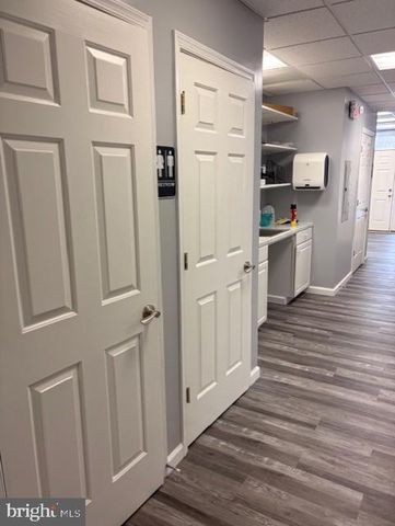 7933 BELLE POINT DR, Greenbelt, MD 20770