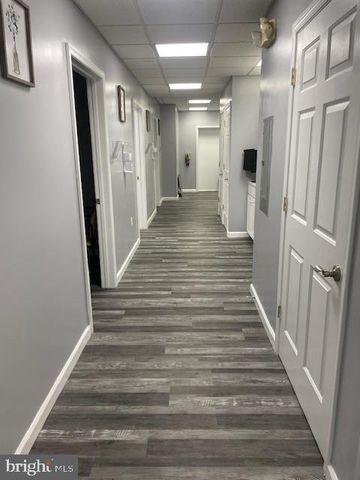 7933 BELLE POINT DR, Greenbelt, MD 20770