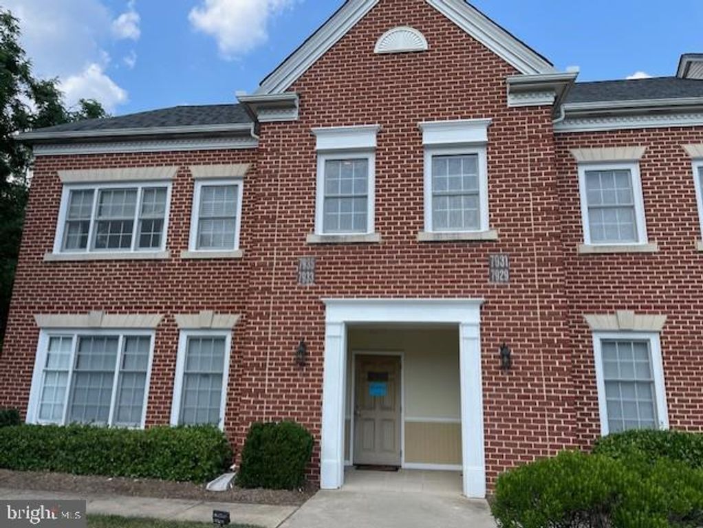7933 BELLE POINT DR, Greenbelt, MD 20770