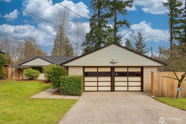 1208 172nd Avenue NE, Bellevue, WA 98008