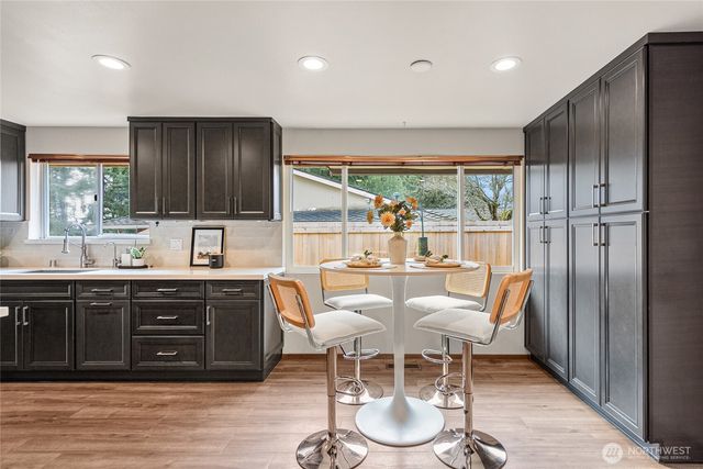 1208 172nd Avenue NE, Bellevue, WA 98008