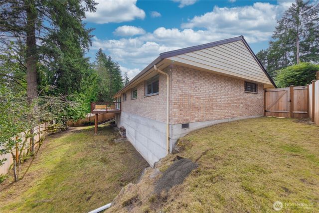 1208 172nd Avenue NE, Bellevue, WA 98008