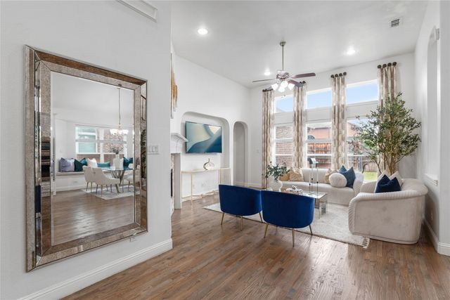 2461 Kingsgate Drive, Little Elm, TX 75068