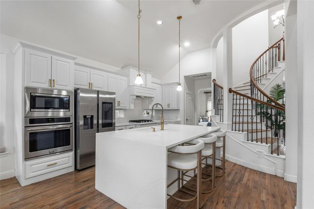 2461 Kingsgate Drive, Little Elm, TX 75068