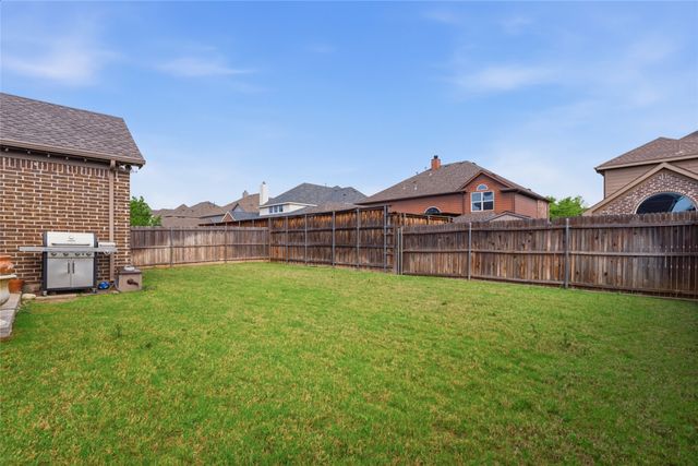 2461 Kingsgate Drive, Little Elm, TX 75068