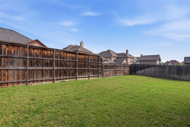 2461 Kingsgate Drive, Little Elm, TX 75068