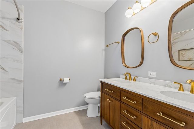 3224 N Kilbourn Avenue 11, Chicago, IL 60641