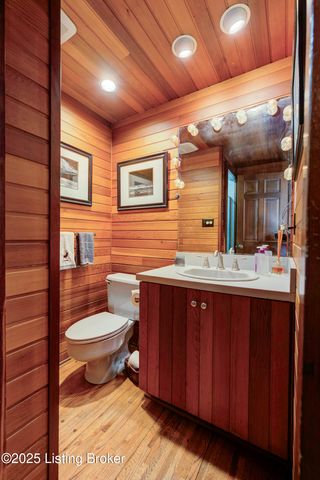 9400 Floydsburg Rd, Louisville, KY 40245