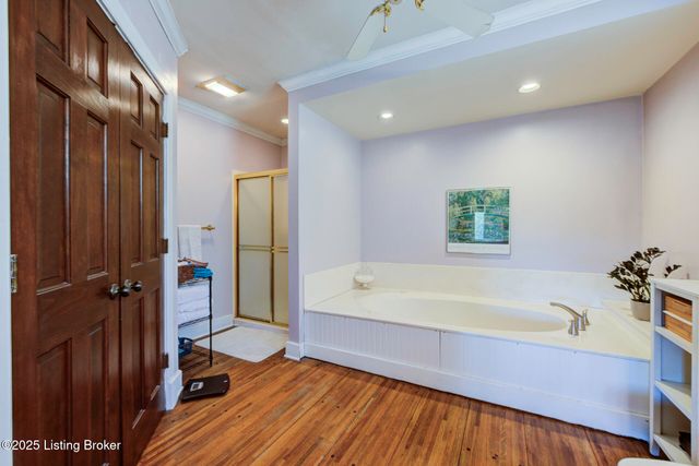 9400 Floydsburg Rd, Louisville, KY 40245