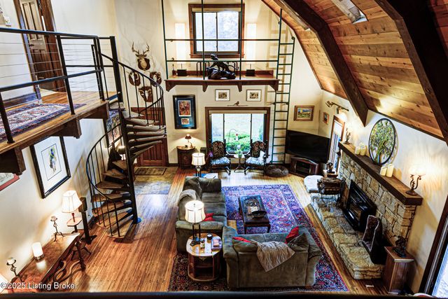 9400 Floydsburg Rd, Louisville, KY 40245