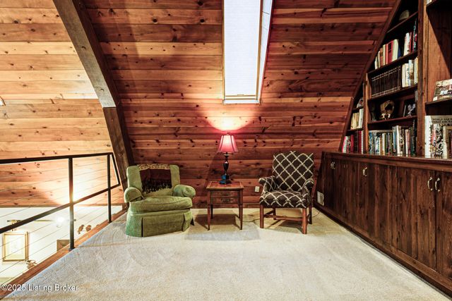 9400 Floydsburg Rd, Louisville, KY 40245