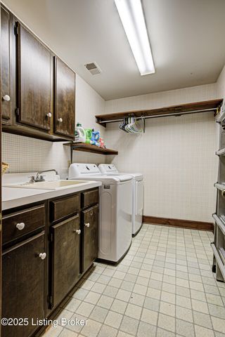 9400 Floydsburg Rd, Louisville, KY 40245