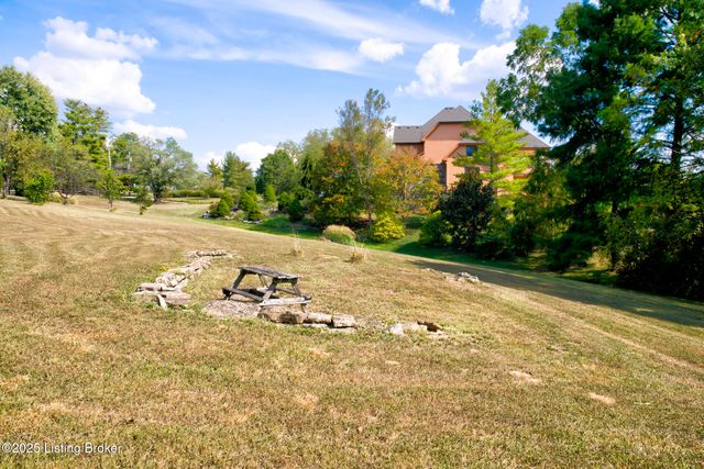 9400 Floydsburg Rd, Louisville, KY 40245