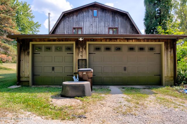 9400 Floydsburg Rd, Louisville, KY 40245