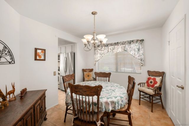 2062 Susan Ct, Escondido, CA 92026