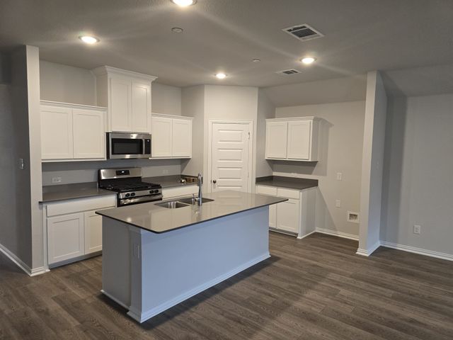 714 Tinsley Meadows Drive, Van Alstyne, TX 75495