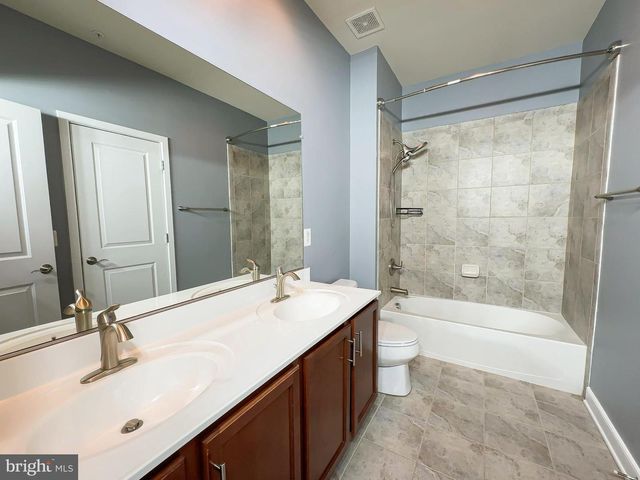 5722 45TH AVE, Hyattsville, MD 20781